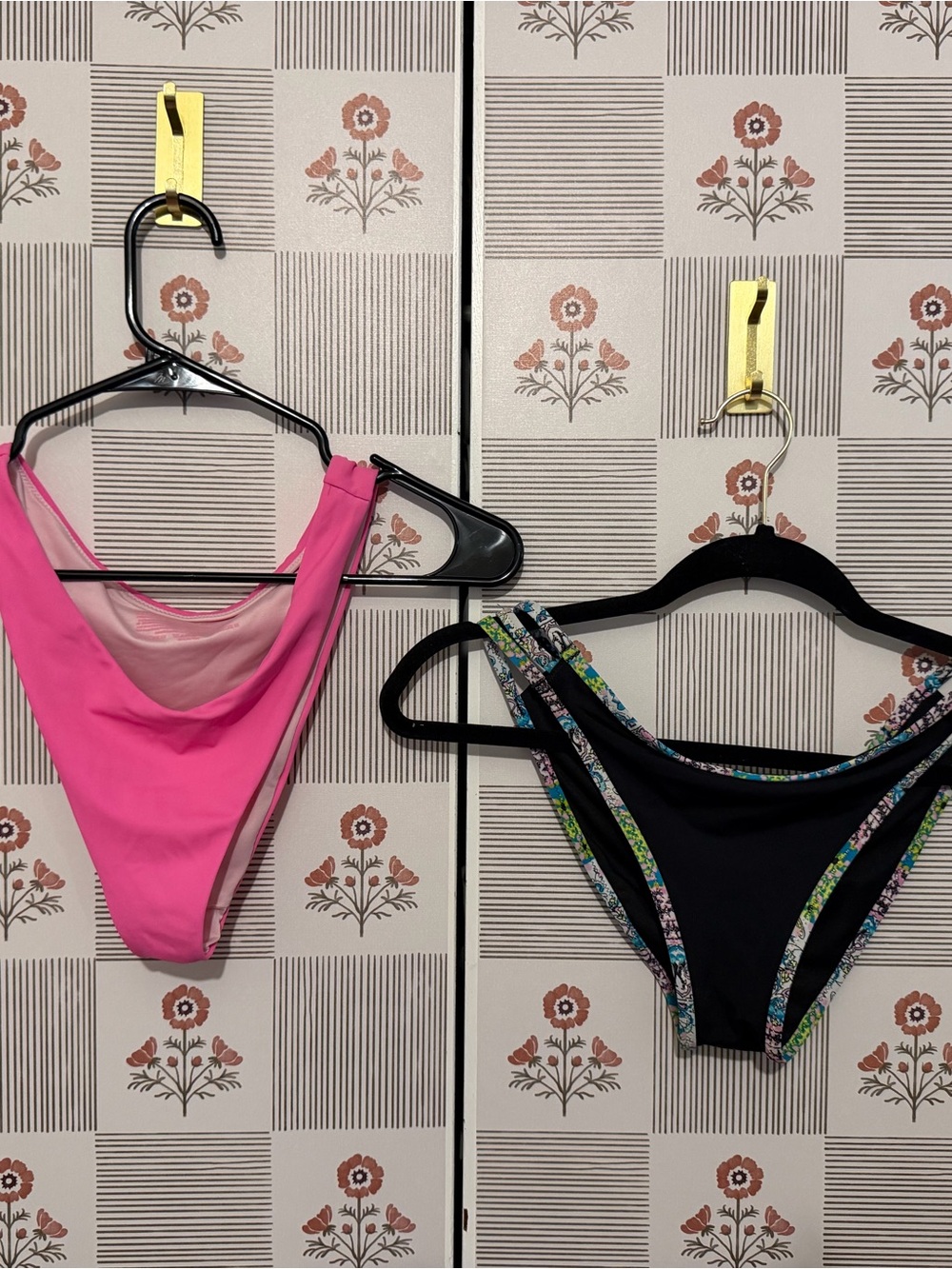 Victoria's Secret Hot Pink and Black Bikini Bottoms bundle